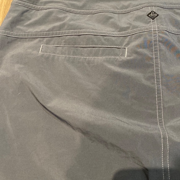 Prana Gray Cargo skort - Picture 6 of 7